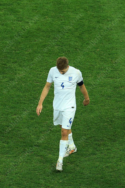 Steven Gerrard looks dejected following England's defeat
